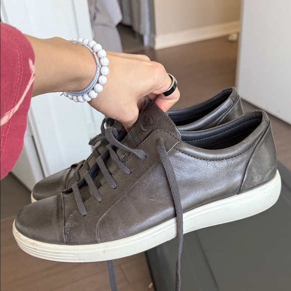 Ecco Men's Leather Sneakers - Dark Gray and White | EU 43 | USA 9-9.5 - Picture 6 of 11